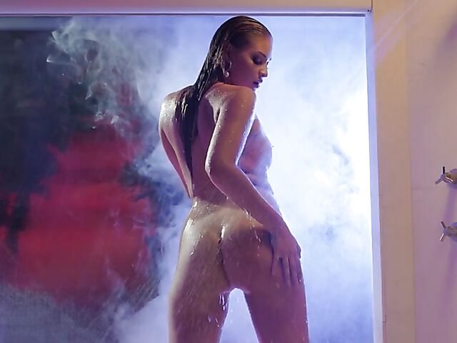 Gorgeous Gizelle Blanco's hot solo video for you