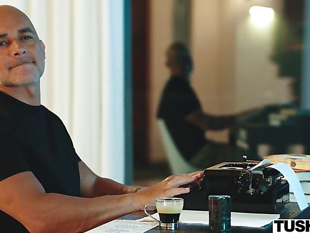 Exotic anal lover Mia Nix gets assfucked in paradise