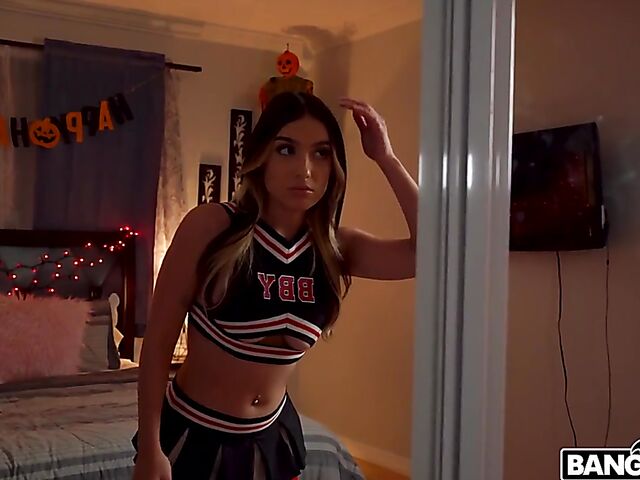 Scary fuck with young latina cheerleader Violet Gems