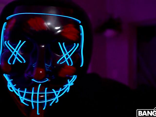 Scary fuck with young latina cheerleader Violet Gems