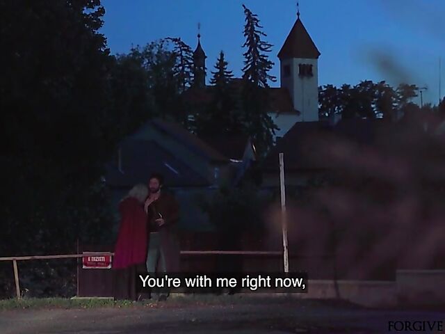 Blonde slut gets picked up and railed in the night on Halloween