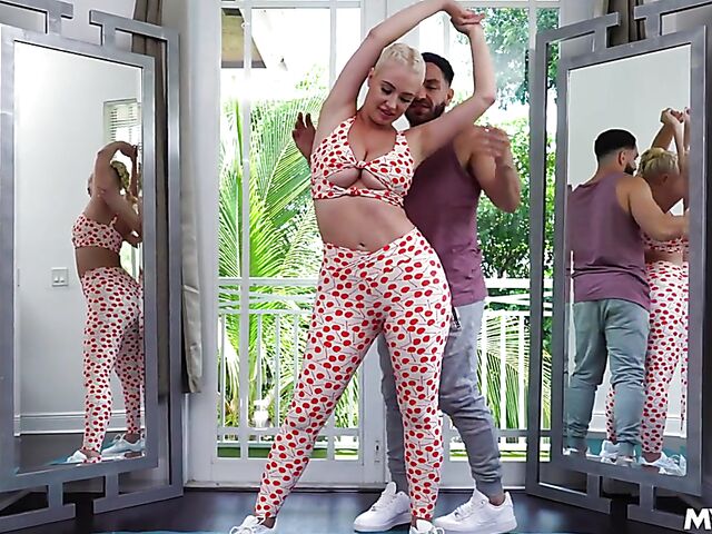 Kate Dee - Big breasted MILF yoga and sex in the shower