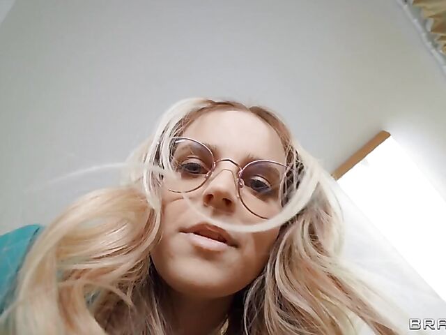 Ass fuck at the dentist's with Pristine Edge