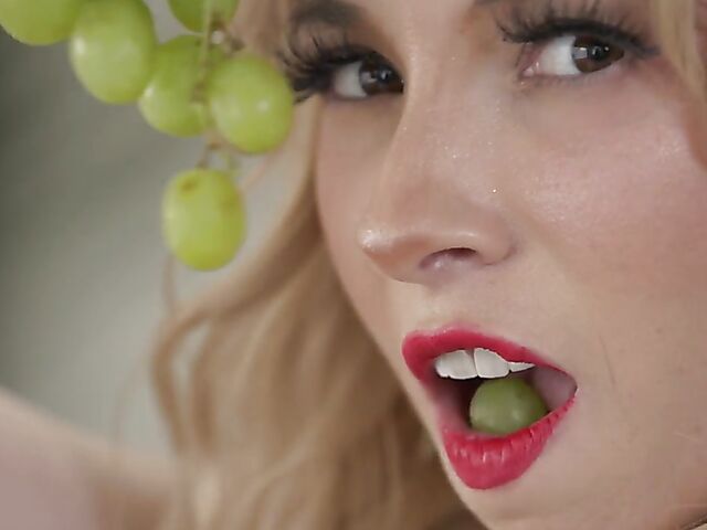 Kenzie Reeves - Skinny blonde in sexy lingerie gets nasty