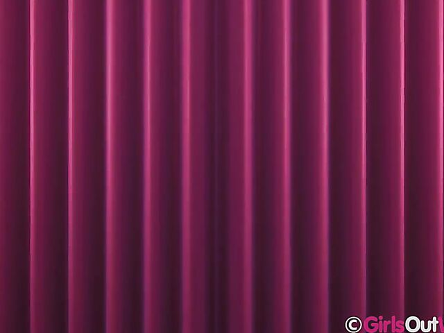 Gothic brunette Trixie Spooky loves sex toys