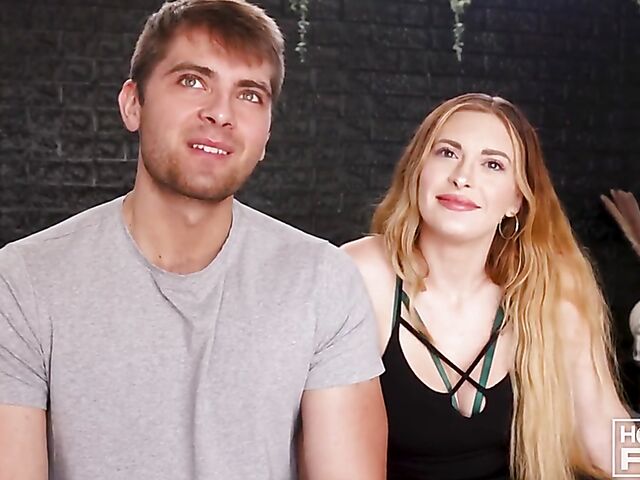 Beau Hopkins & Lindsay Lee - A hot couple in sexual ecstasy