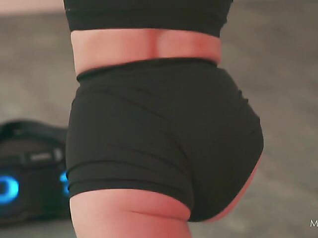 Erika.Eden - Fitness babe solo pussy fingering during the pantyless workout