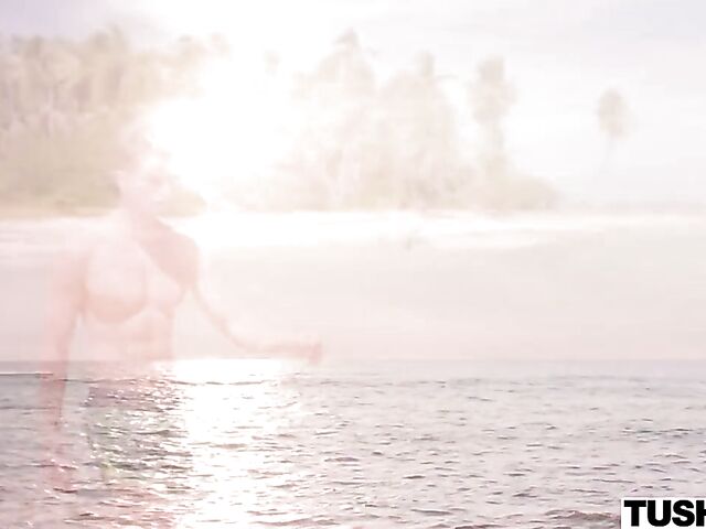 Outdoor anal in paradise with redhead lifeguard Scarlett Jones