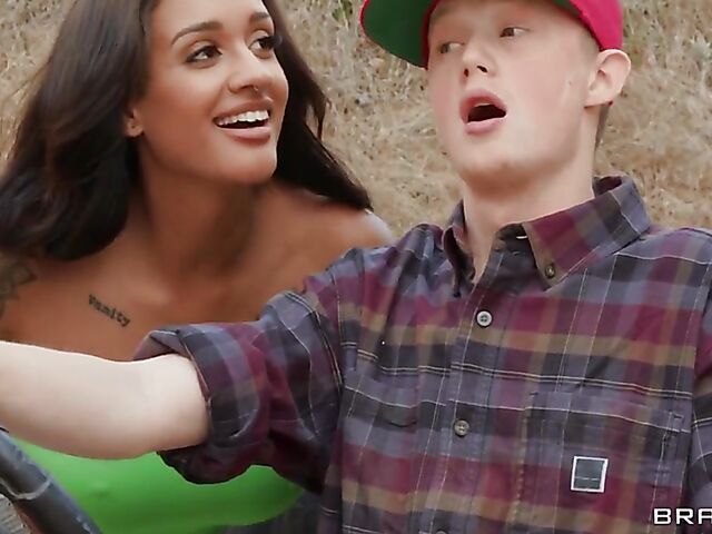 Zoey Sinn & Avery Black - Hot threesome with the farm help