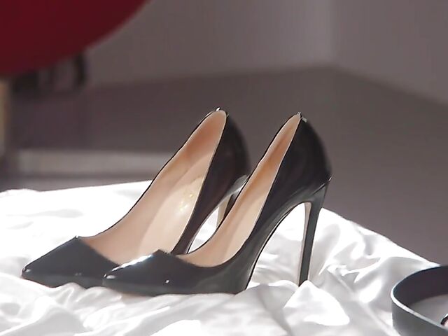 Semilla & Mia - Lesbian pantyhose sex with a strapless strap-on dildo