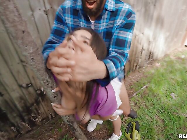 Sneaky outdoor sex in the backyard with petite slut Violet Gems