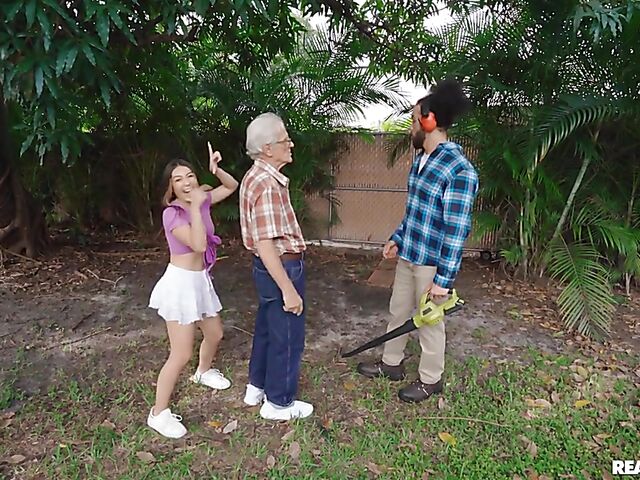 Sneaky outdoor sex in the backyard with petite slut Violet Gems