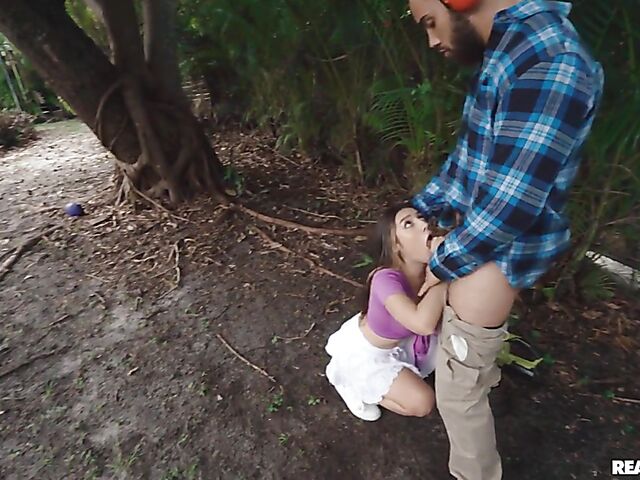 Sneaky outdoor sex in the backyard with petite slut Violet Gems