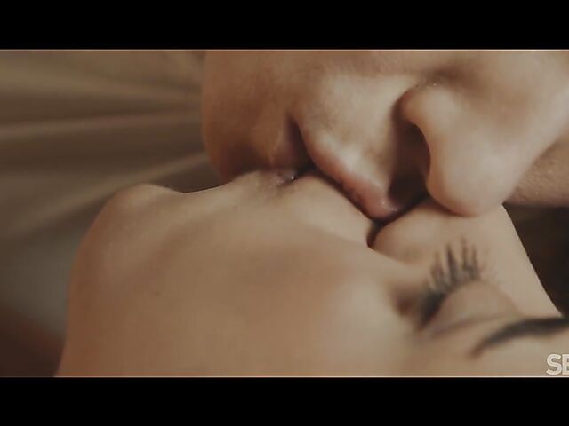 Sensual lesbians Lola Heart and Sata Jones make love on Sunday