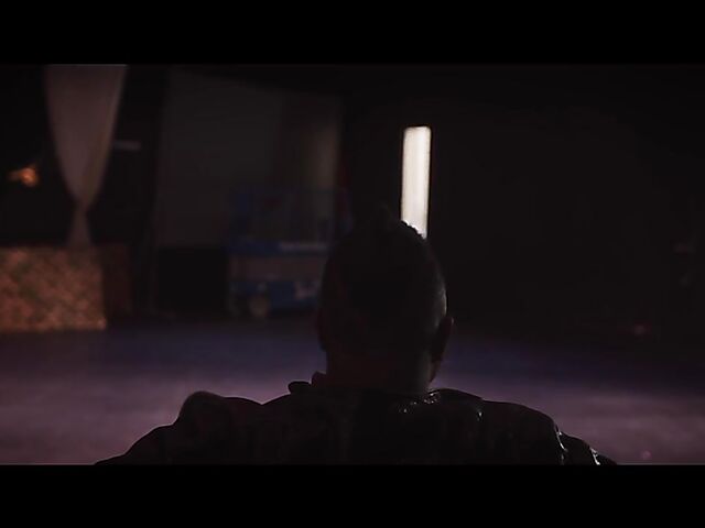 Standing fuck in the backstreet with sexy blonde waitress Anna Claire Clouds