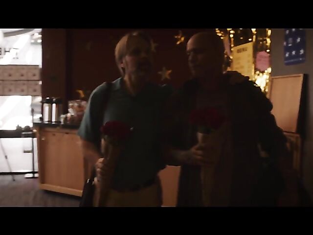 Standing fuck in the backstreet with sexy blonde waitress Anna Claire Clouds