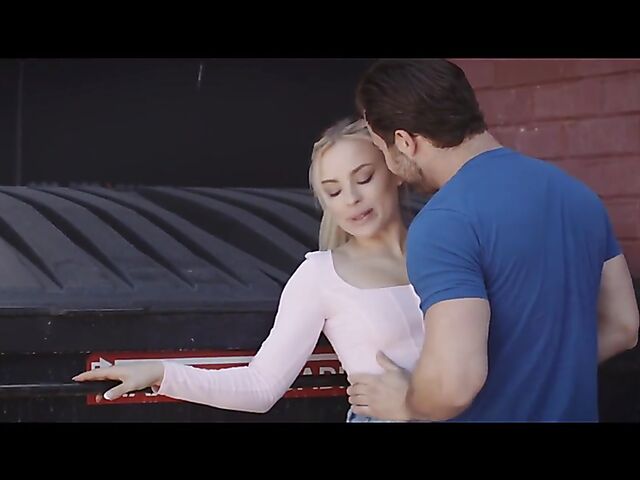 Standing fuck in the backstreet with sexy blonde waitress Anna Claire Clouds