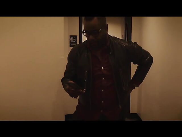 Standing fuck in the backstreet with sexy blonde waitress Anna Claire Clouds