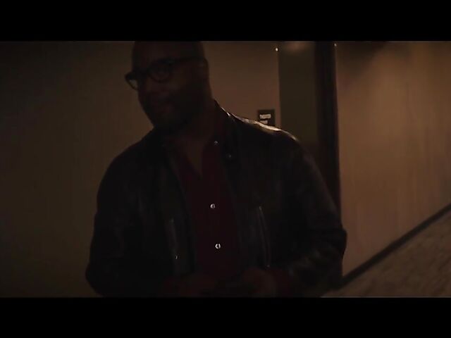 Standing fuck in the backstreet with sexy blonde waitress Anna Claire Clouds