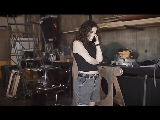 Standing fuck in the backstreet with sexy blonde waitress Anna Claire Clouds