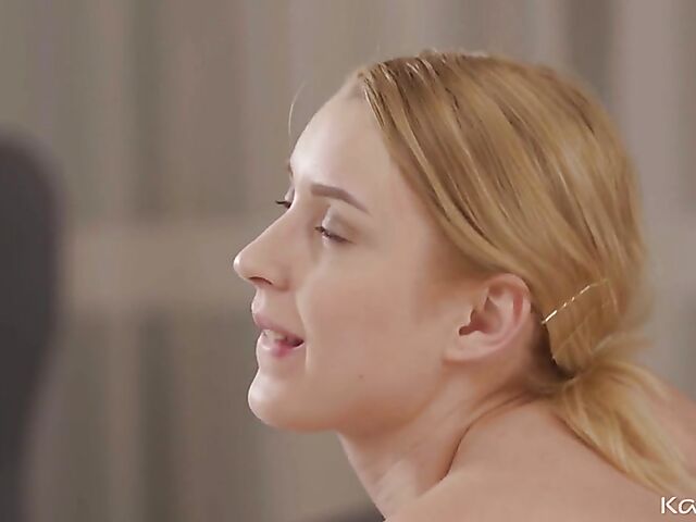 Lesbian workout with Amaris and Stefanie Moon