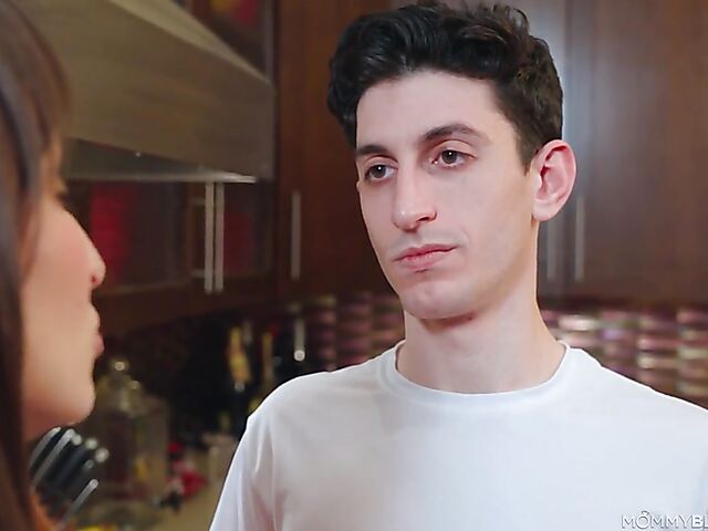 Lexi Luna - Cute MILF blowjob in the kitchen