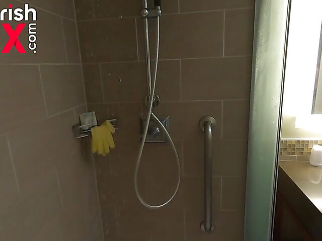 Behind the scenes shower with Australian redhead Devyn Lux