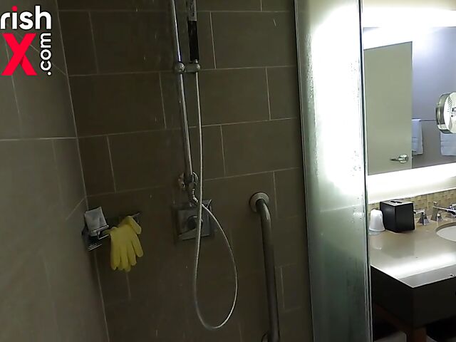 Behind the scenes shower with Australian redhead Devyn Lux