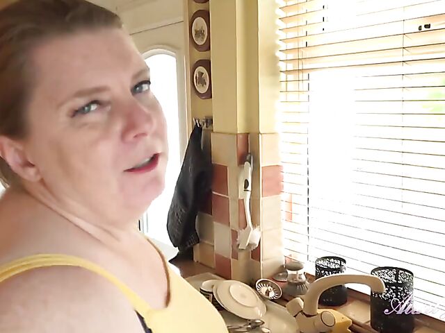 Mature BBW masturbating in the kitchen especially for you