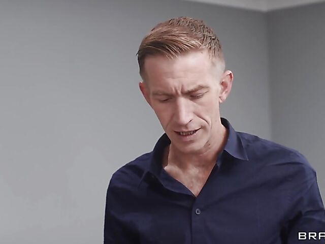 Zoe Grey & Danny D - Horny MILF gets a big cock