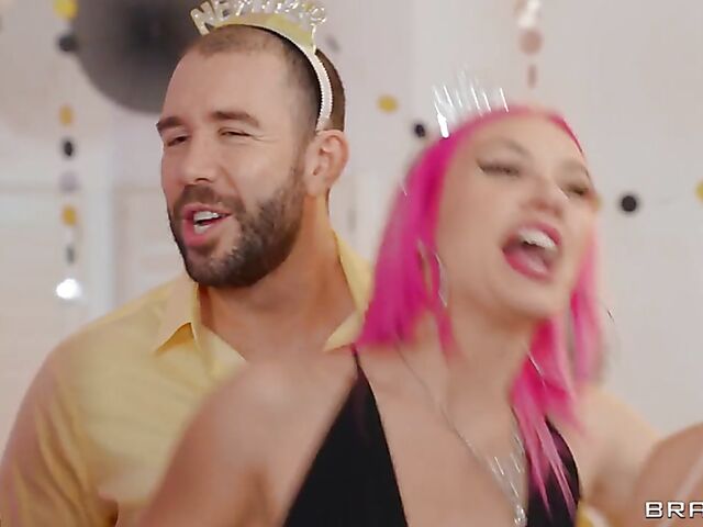 Jennifer White DP with hot guys after the party