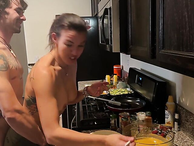 Ant & Stephanie - Tattooed amateur couple's kitchen sex while getting ready for Thanksgiving