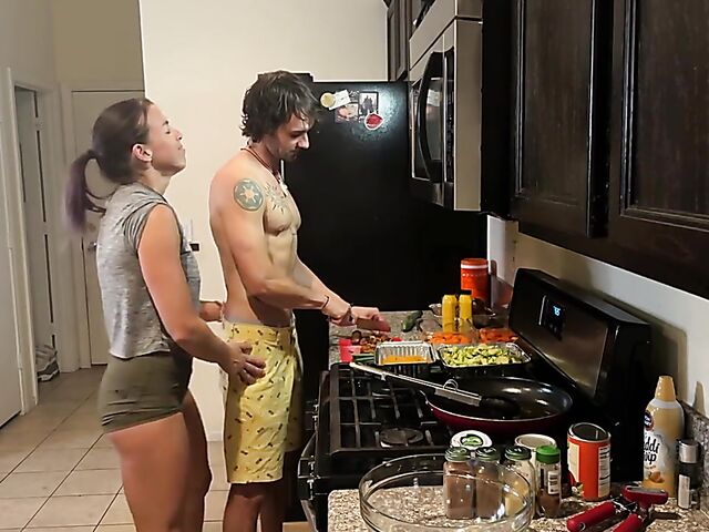 Ant & Stephanie - Tattooed amateur couple's kitchen sex while getting ready for Thanksgiving