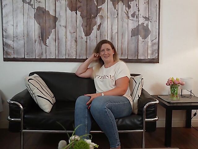 Julia Winter - German chubby mom casting POV style