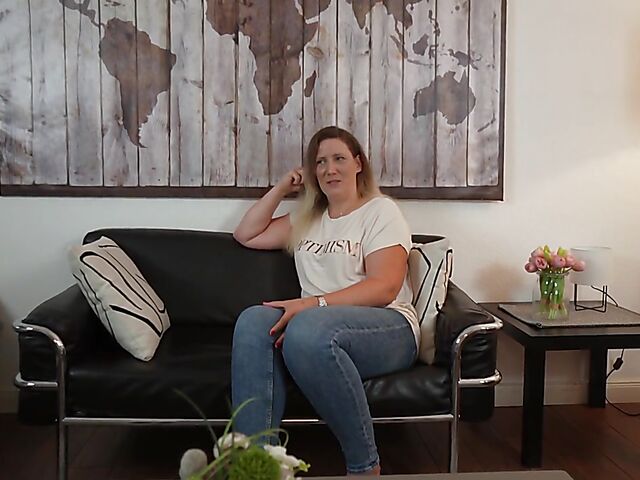 Julia Winter - German chubby mom casting POV style