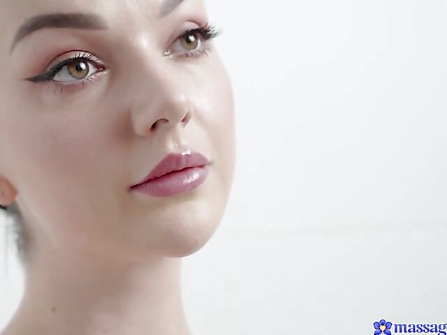 Sensual cock massage with tender Lady Gang