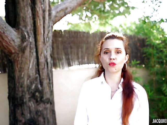 32-year-old slim redhead MILF Kira doing her job well