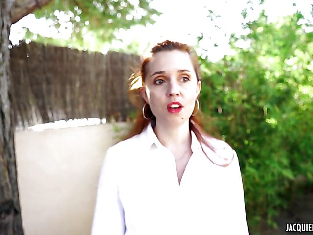 32-year-old slim redhead MILF Kira doing her job well