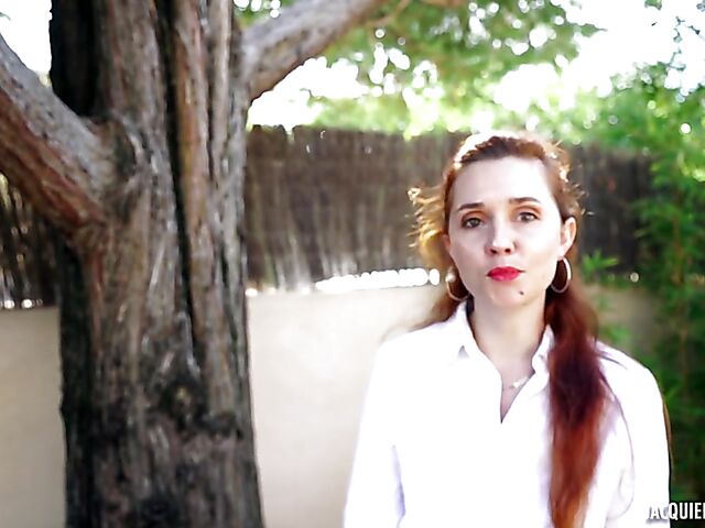 32-year-old slim redhead MILF Kira doing her job well