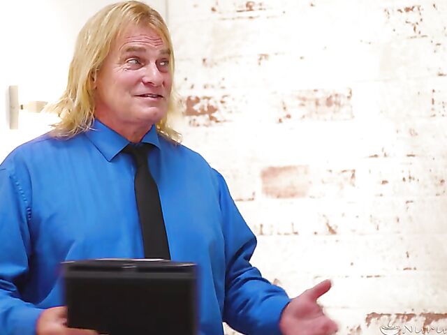 Bella Rolland - Wet nuru massage for a lucky old guy