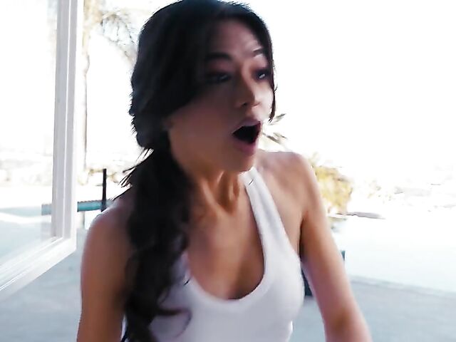 Wild lesbian threesome with Cherie Deville, Luna Star and Scarlett Alexis