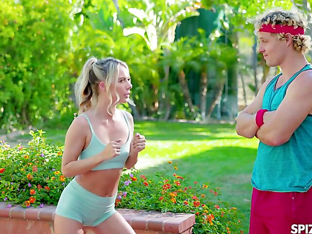 Squirt fuck with tight fitness blonde Summer Vixen