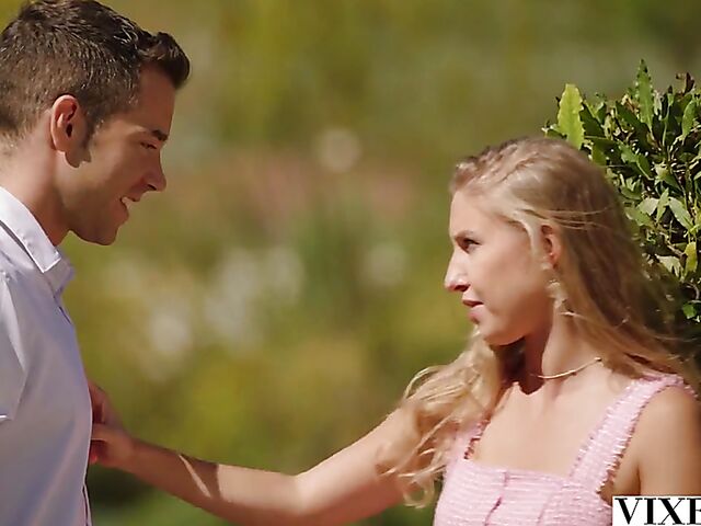 Outdoor sex in the yard with blonde vixen Jaylah De Angelis