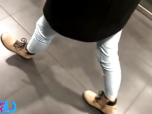 DP gangbang in the morning with skinny teen Liz Ocean