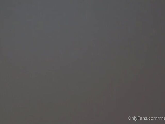 Manuel Ferrara and gorgeous latina babe Esperanza Gomez