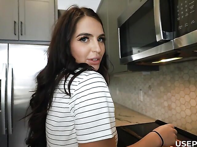 Brunette POV free use sex featuring Alexa Payne