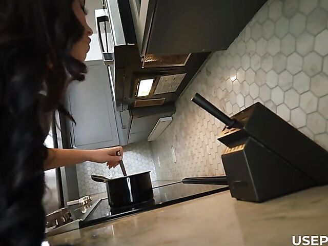 Brunette POV free use sex featuring Alexa Payne