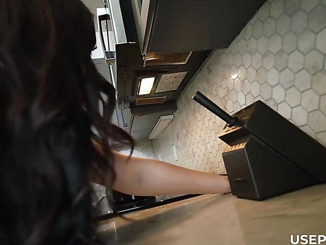 Brunette POV free use sex featuring Alexa Payne