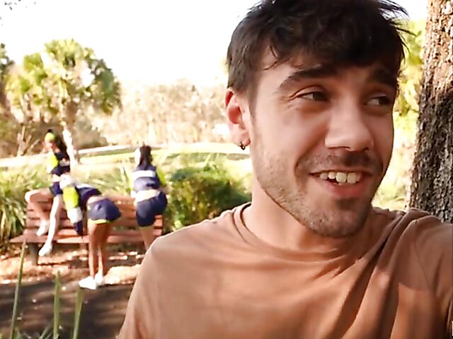 Three girls one guy with Team Skeet girls Chloe Temple, Aubry Babcock and Sawyer Cassidy