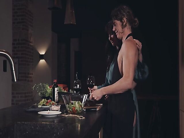 Sensual kitchen sex with meat lover Asha Heart